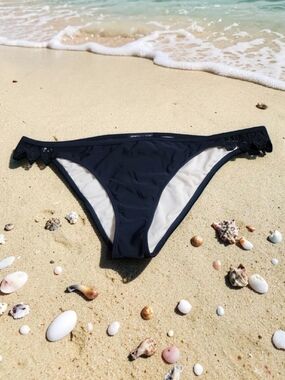 Kendall & Kylie - XL Black Bikini Bottom